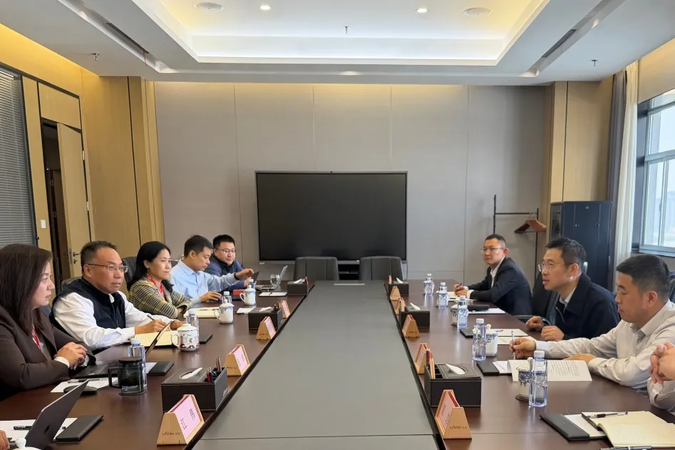 西安投資控股赴龍騰半導體走訪調研