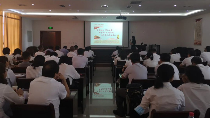 西投控股組織黨員干部赴扶眉戰(zhàn)役紀念館開展主題黨日暨廉政現場教學活動