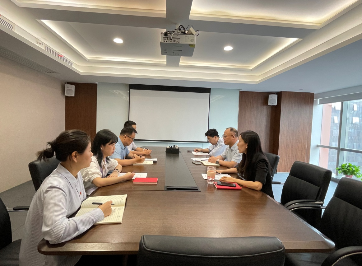 股權(quán)管理部黨支部開展深入貫徹中央八項(xiàng)規(guī)定精神學(xué)習(xí)教育專題黨課